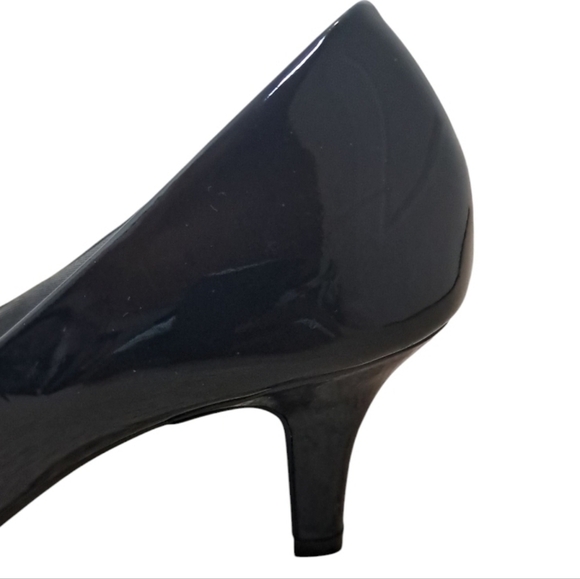 LifeStride Parigi Black Patent Pumps Size 10 - Picture 7 of 15